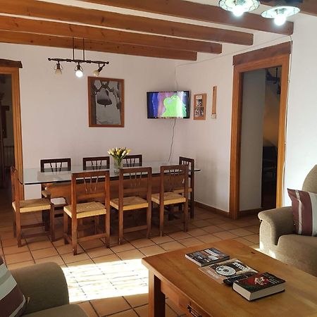 Las Encinas Yeste Bagian luar foto