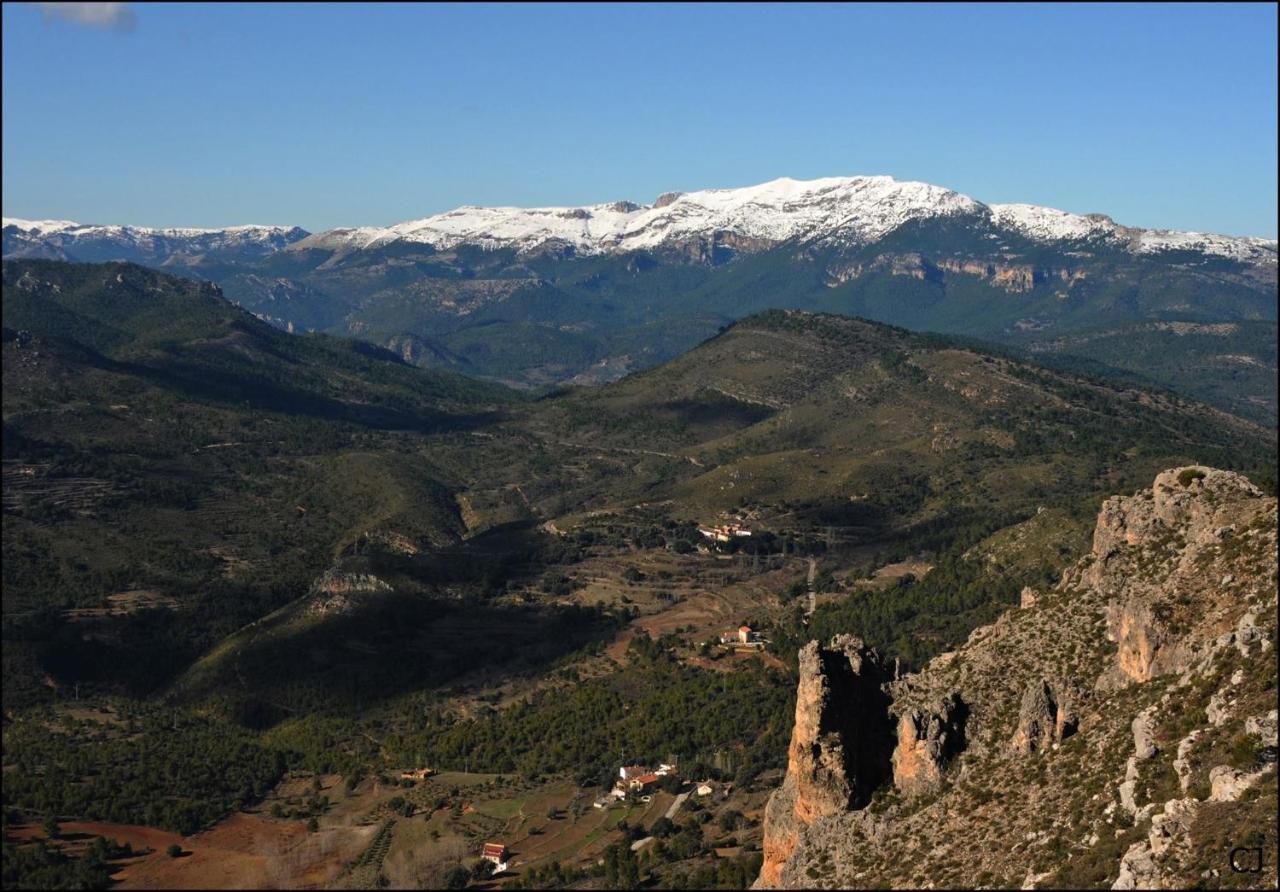 Las Encinas Yeste Bagian luar foto